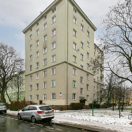 Wola Apartment With Balcony & Close To Metro By Noclegi Renters Varsóvia Exterior foto